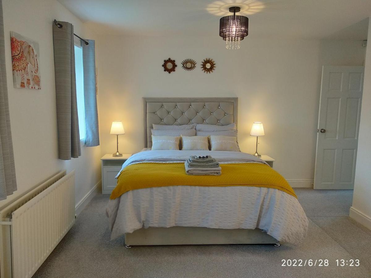 Cottage With Panoramic Views Kirk of Shotts Luaran gambar